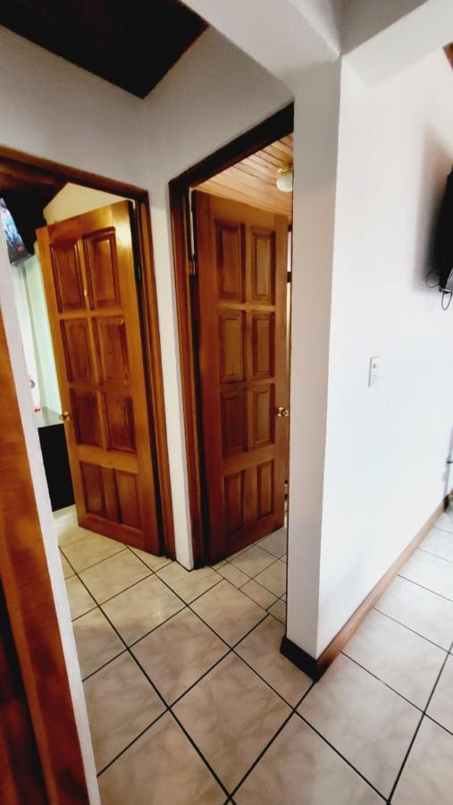 אלאג'ואלה Don Carlos Place Upper Unit מראה חיצוני תמונה