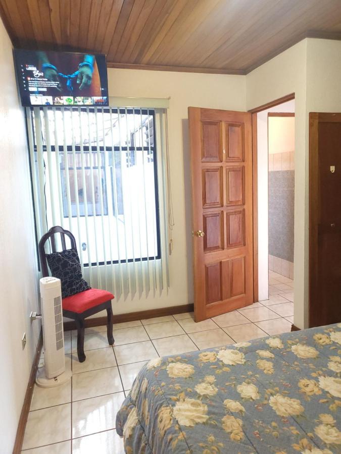 אלאג'ואלה Don Carlos Place Upper Unit מראה חיצוני תמונה