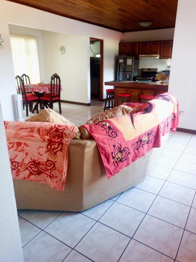 אלאג'ואלה Don Carlos Place Upper Unit מראה חיצוני תמונה